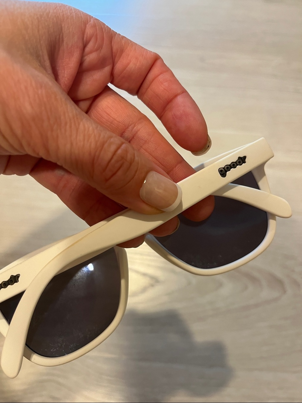 White goodr glasses - Picture 2 of 2